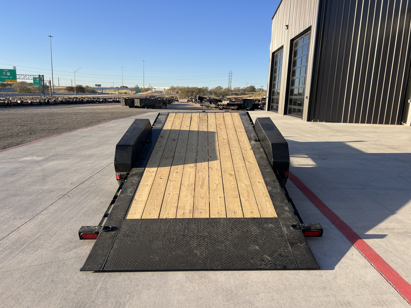 New 2026 PJ 82"x22' Heavy-Duty Equipment Tilt Trailer – TJ