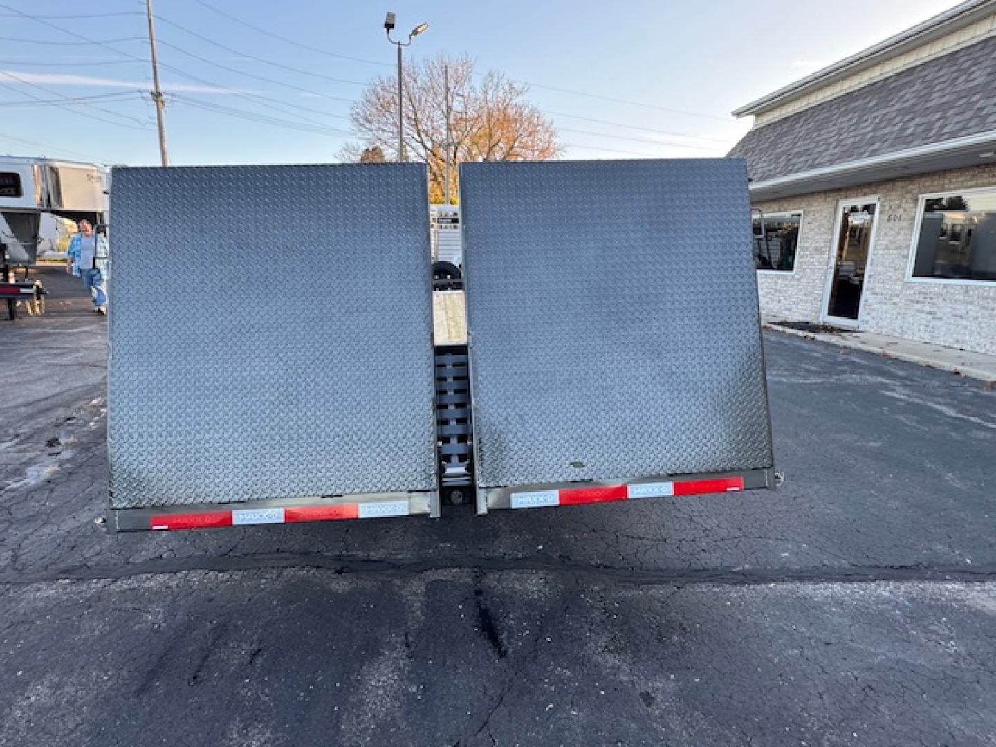New 2026 MAXX-D DOX10224 Deckover Trailer