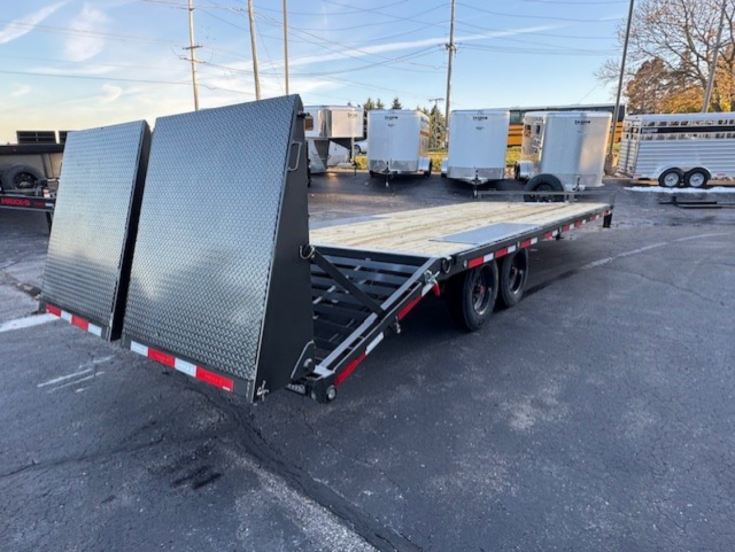 New 2026 MAXX-D DOX10224 Deckover Trailer