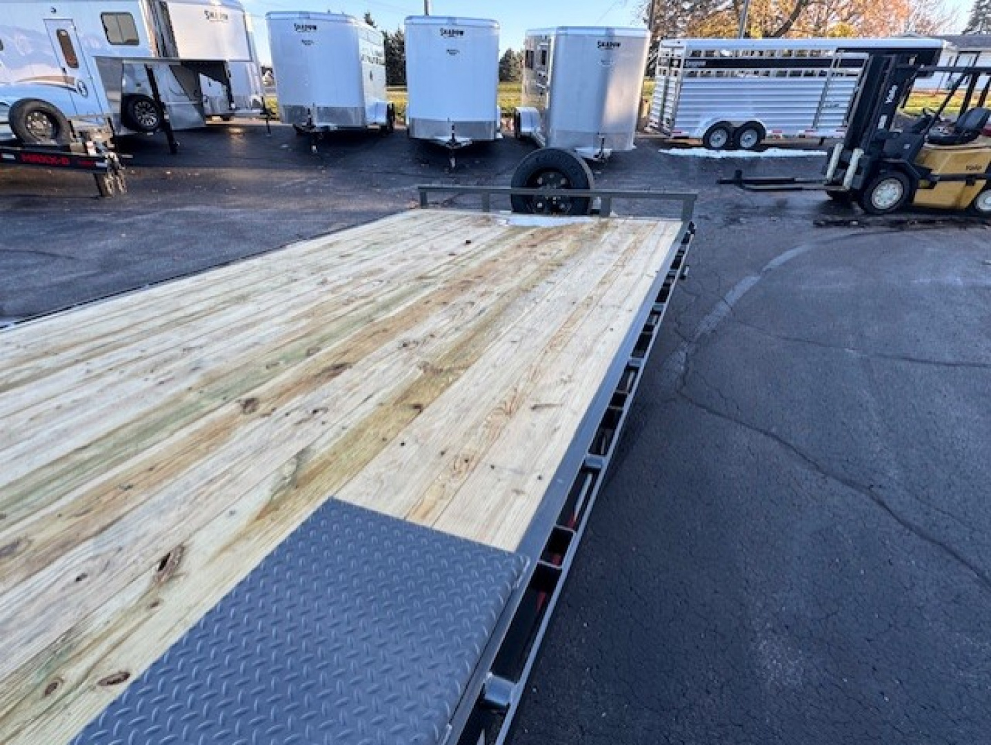 New 2026 MAXX-D DOX10224 Deckover Trailer