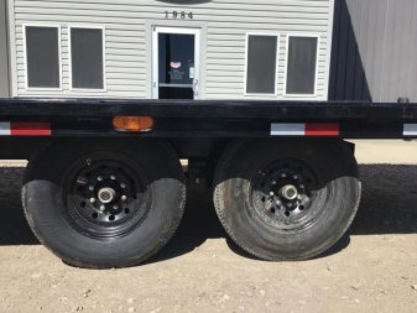 New 2025 PJ 102"x22' Deckover Hydraulic Tilt Trailer – T8