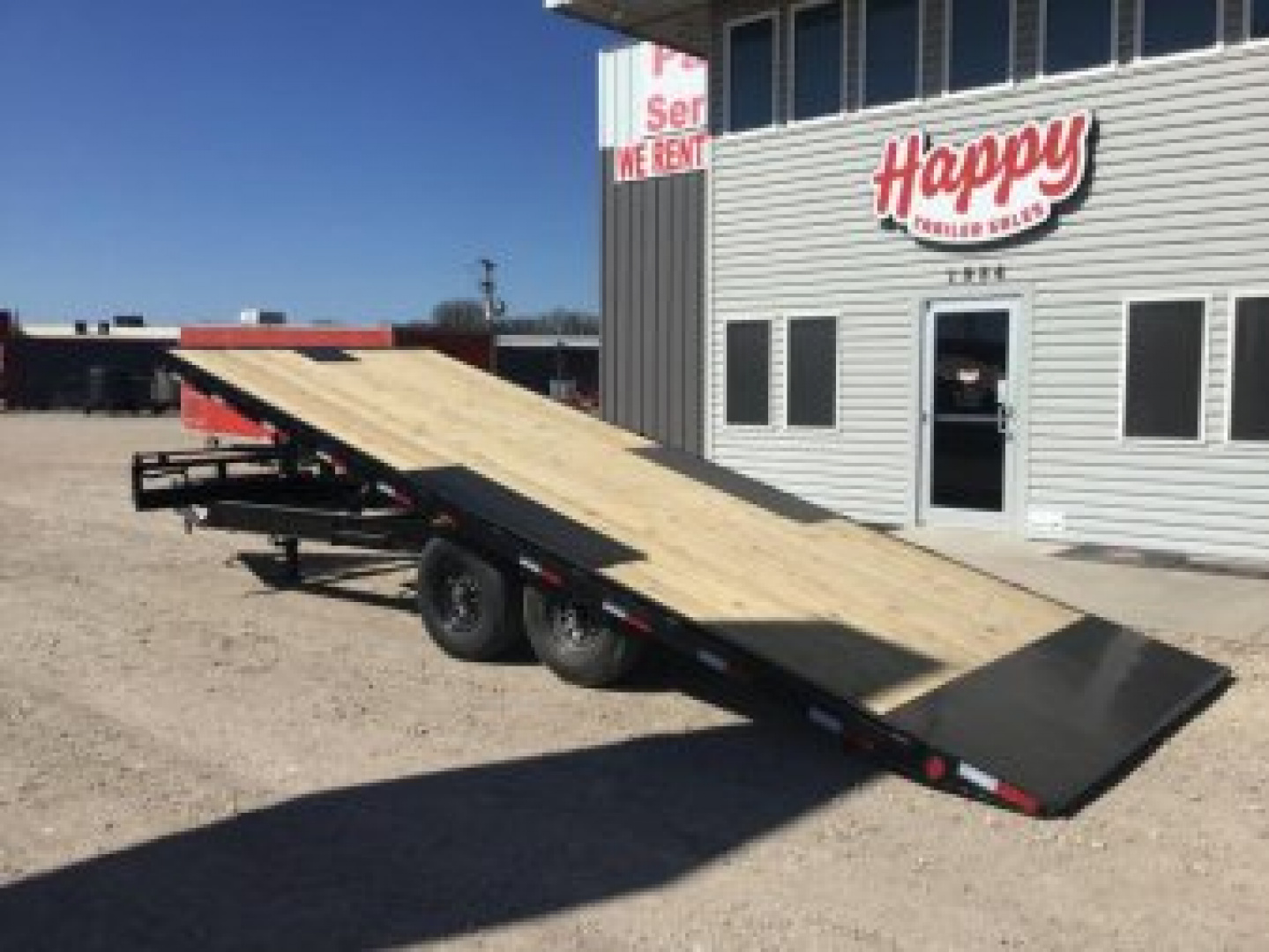 New 2025 PJ 102"x22' Deckover Hydraulic Tilt Trailer – T8