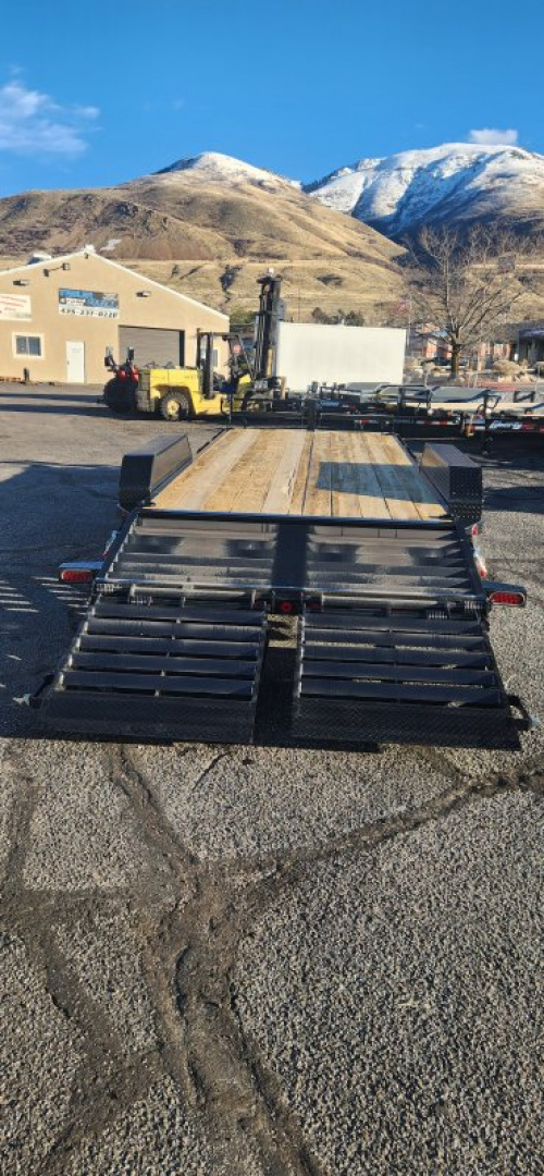 New 2026 Iron Bull ETB Car Hauler