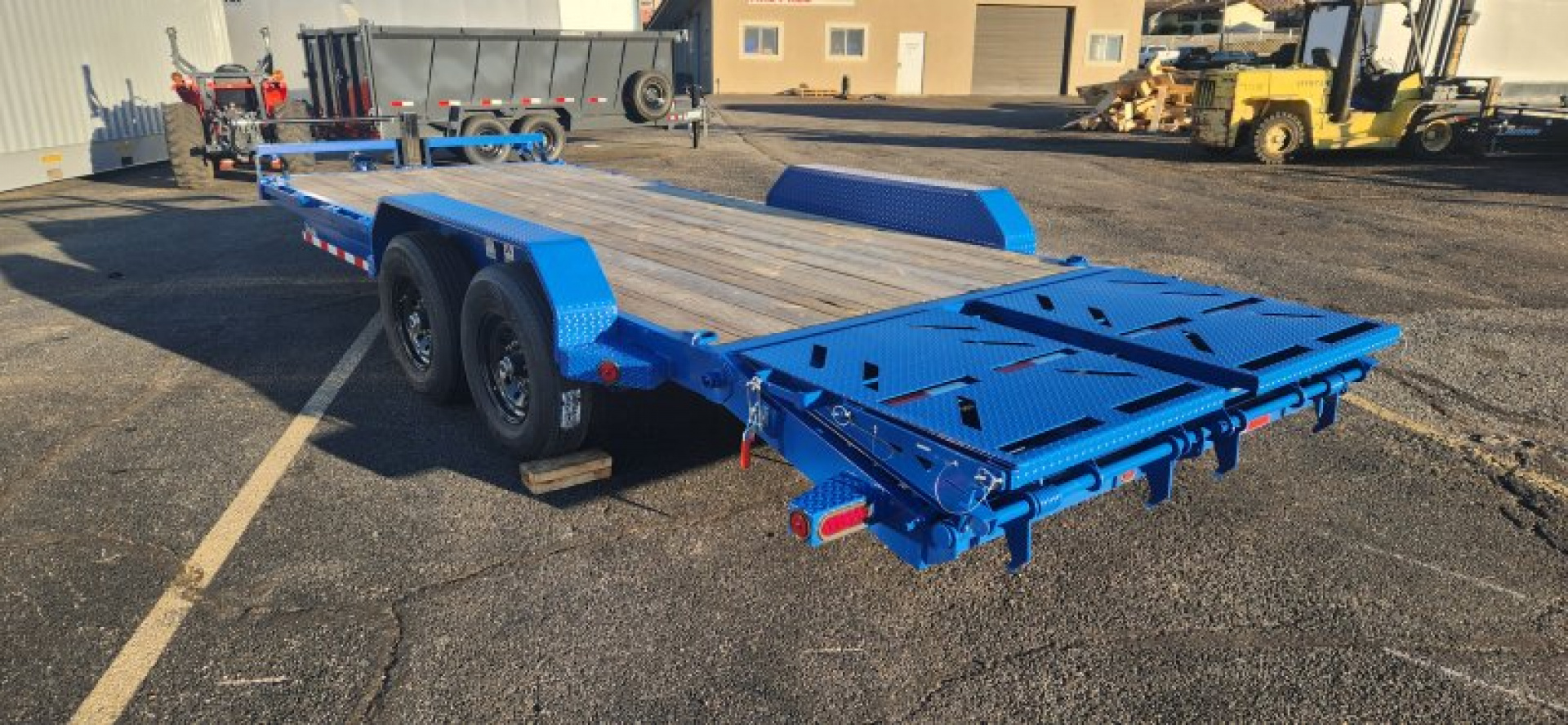 New 2026 Iron Bull ETB Car Hauler