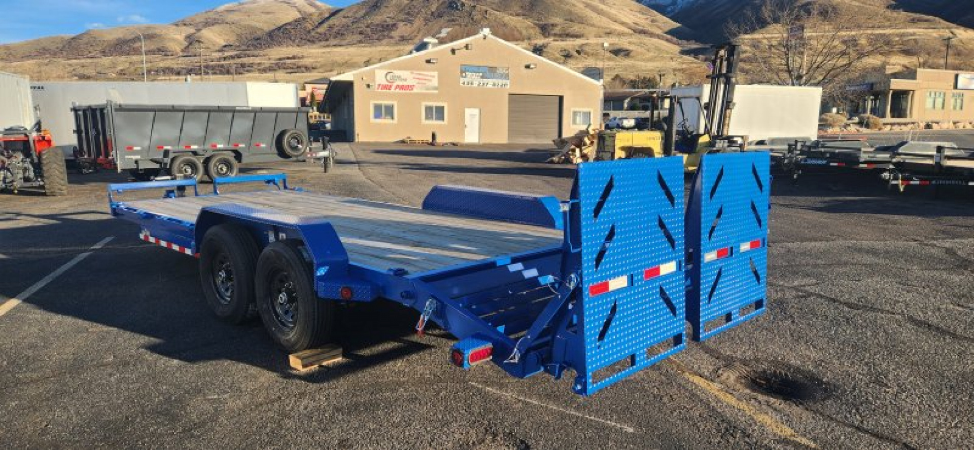 New 2026 Iron Bull ETB Car Hauler