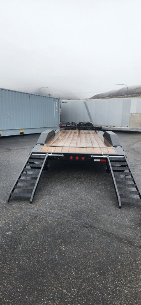 New 2026 Iron Bull ETB Car Hauler