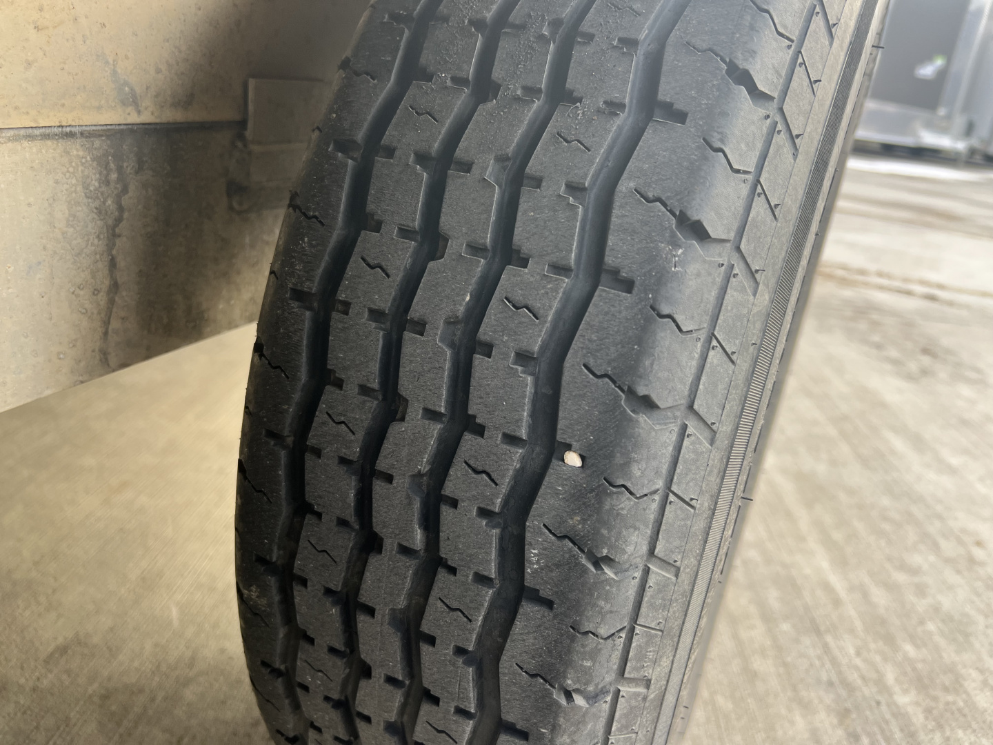 Used 2017 ALUMA 18 ft ALL ALUMINUM Car Trailer Aluminum Floor All aluminum construction