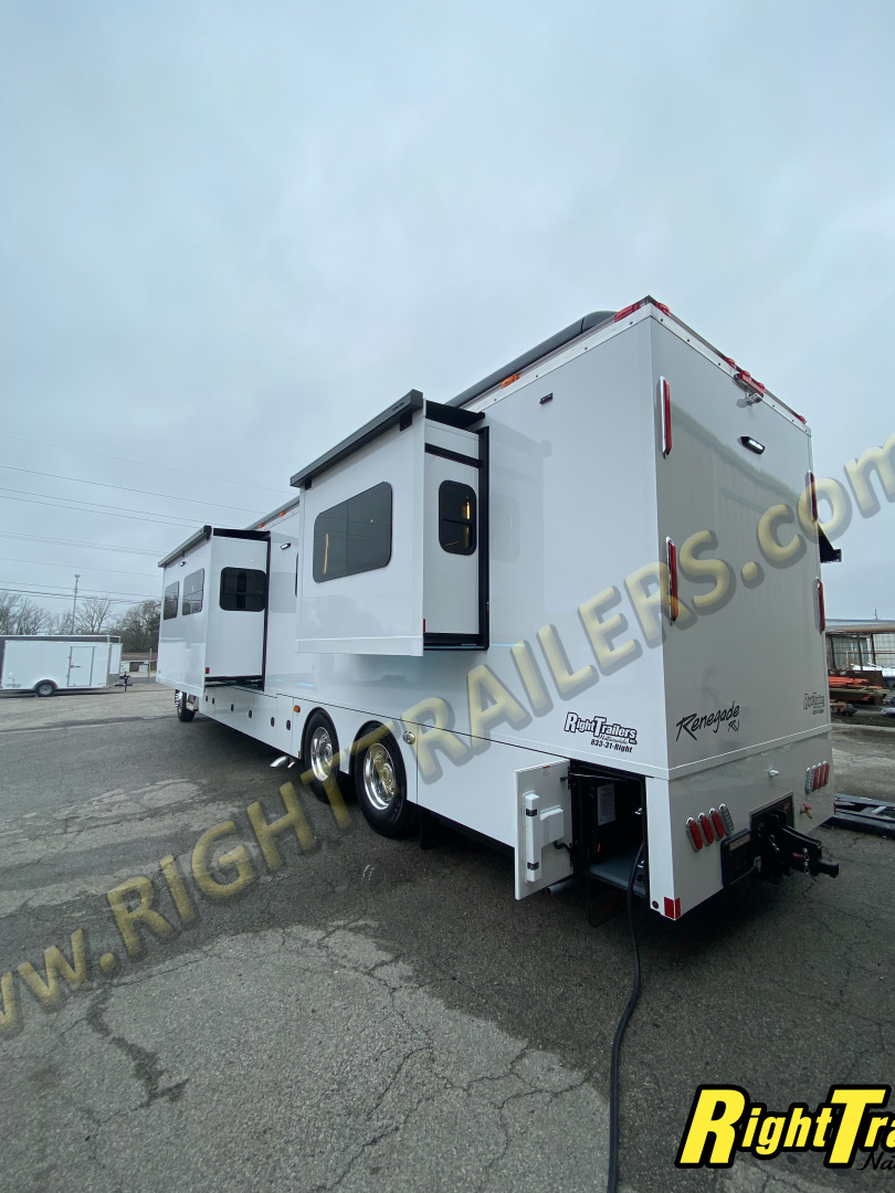 New 2026 Renegade RV Motorhome Peterbilt 567 45CBF- 2 Full Baths & Bunk Beds!