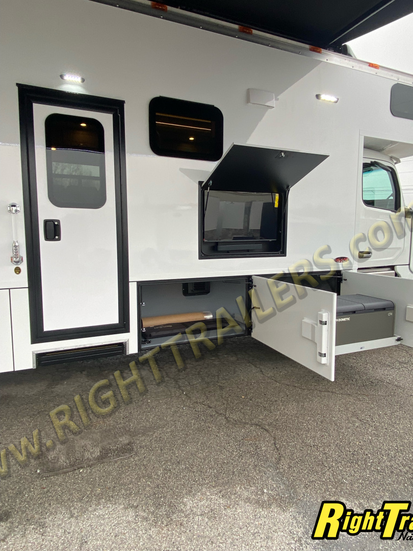 New 2026 Renegade RV Motorhome Peterbilt 567 45CBF- 2 Full Baths & Bunk Beds!