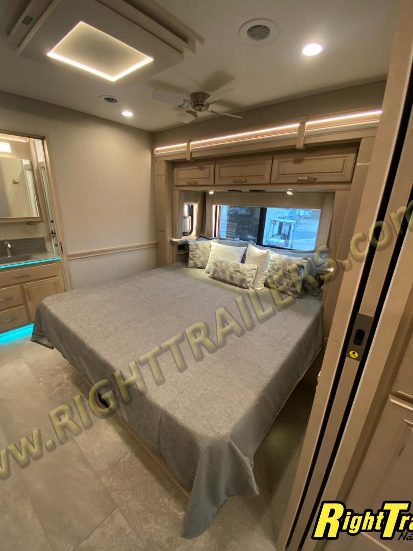 New 2026 Renegade RV Motorhome Peterbilt 567 45CBF- 2 Full Baths & Bunk Beds!