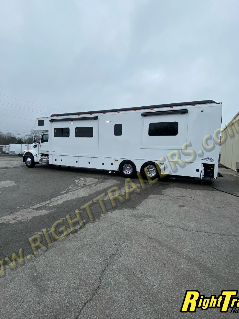 New 2026 Renegade RV Motorhome Peterbilt 567 45CBF- 2 Full Baths & Bunk Beds!