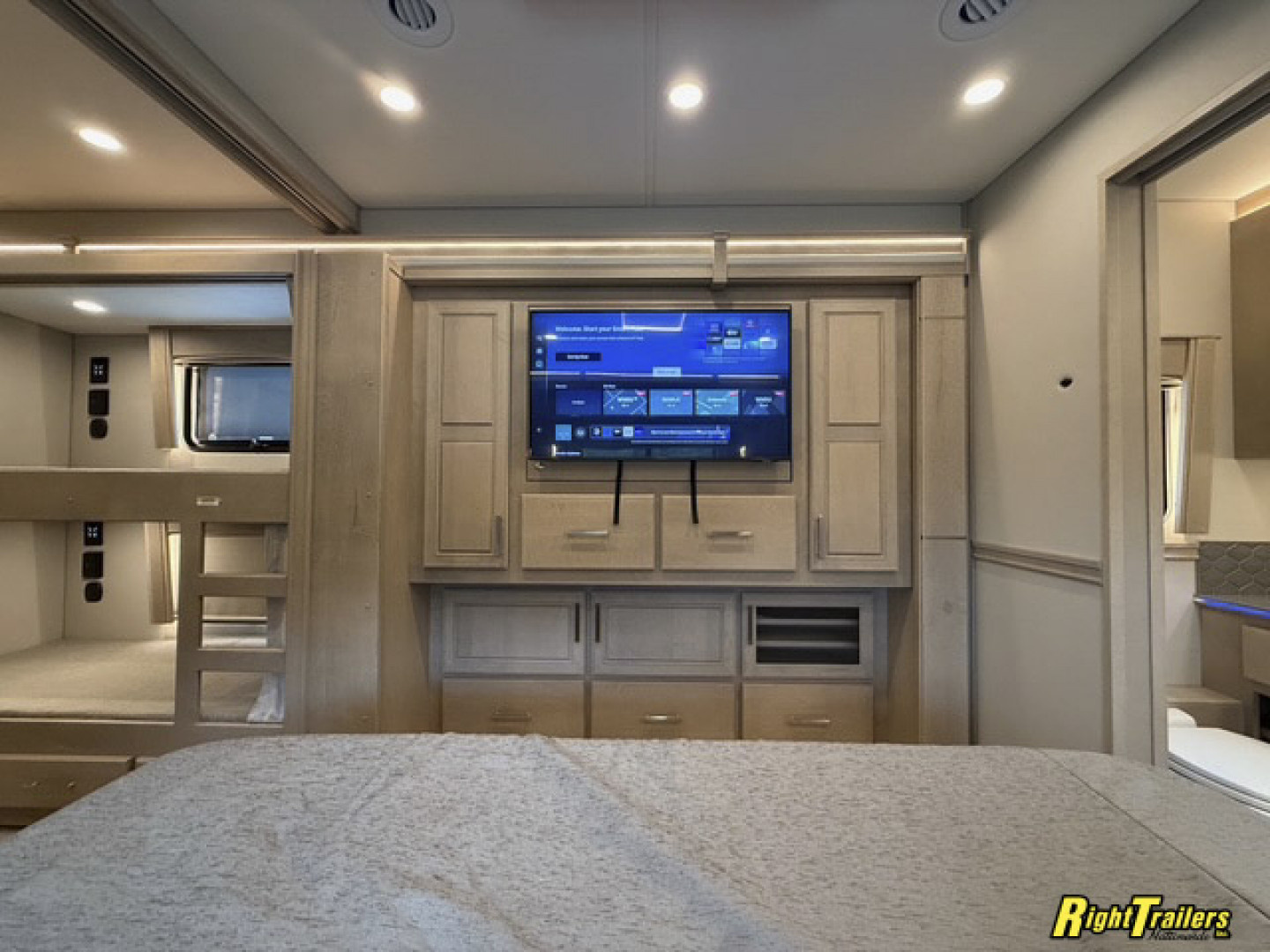 New 2026 Renegade RV Motorhome Peterbilt 567 45CBF- 2 Full Baths & Bunk Beds!