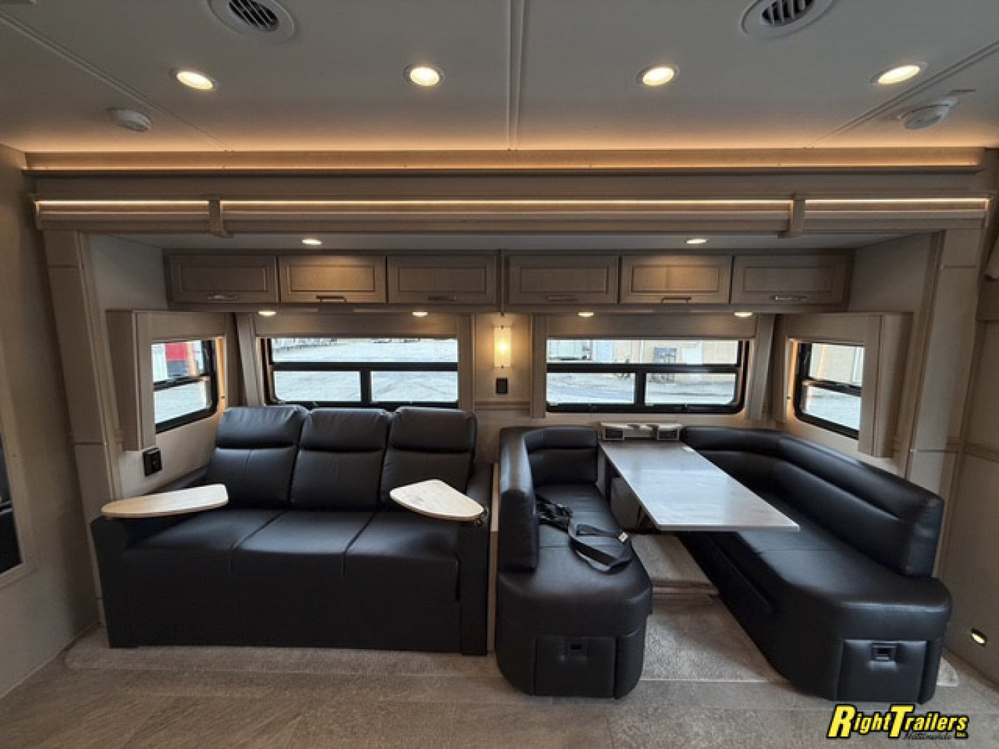 New 2026 Renegade RV Motorhome Peterbilt 567 45CBF- 2 Full Baths & Bunk Beds!