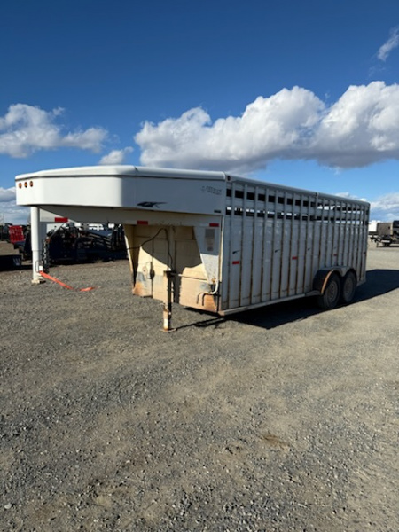 Used 2001 Titan Trailer 20' Stock / Stock Combo Trailer