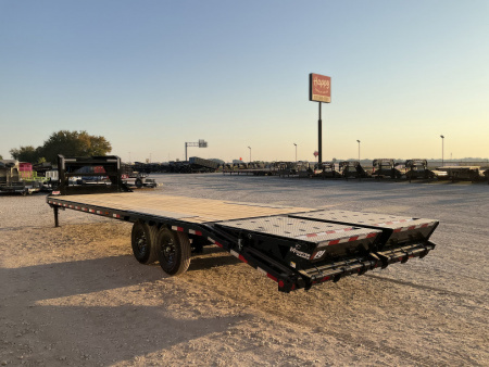 New 2026 PJ 102”x30’ Quest Gooseneck Flatbed w/ Singles – LQ
