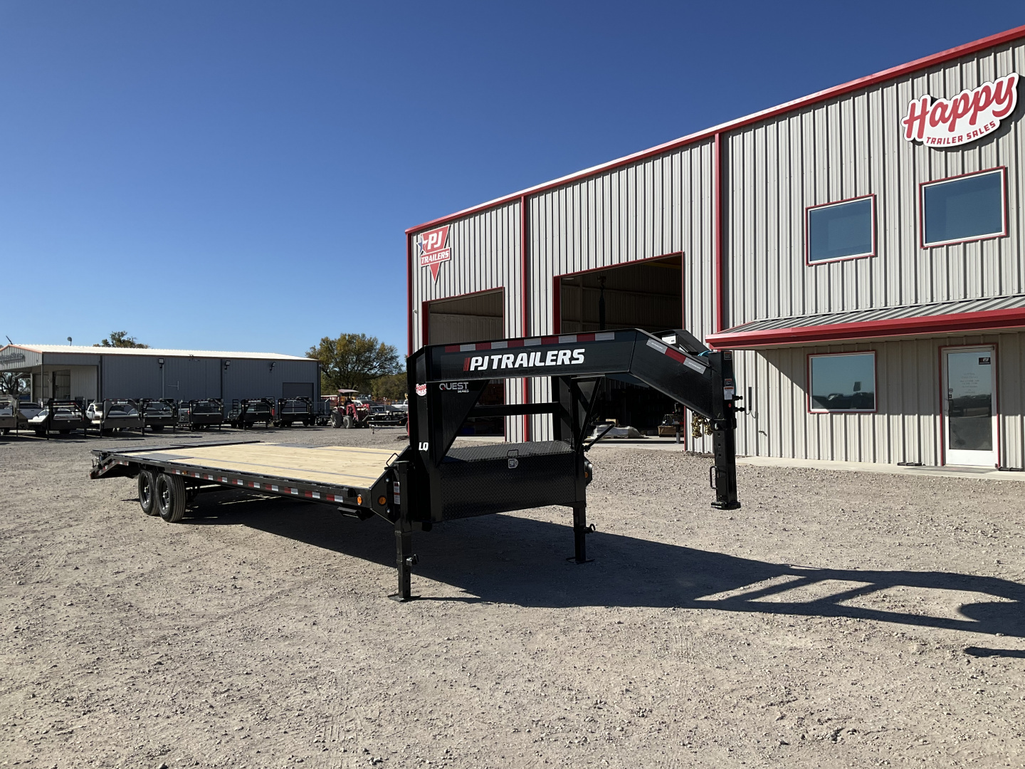 New 2026 PJ 102”x32’ Quest Gooseneck Flatbed w/ Singles – LQ