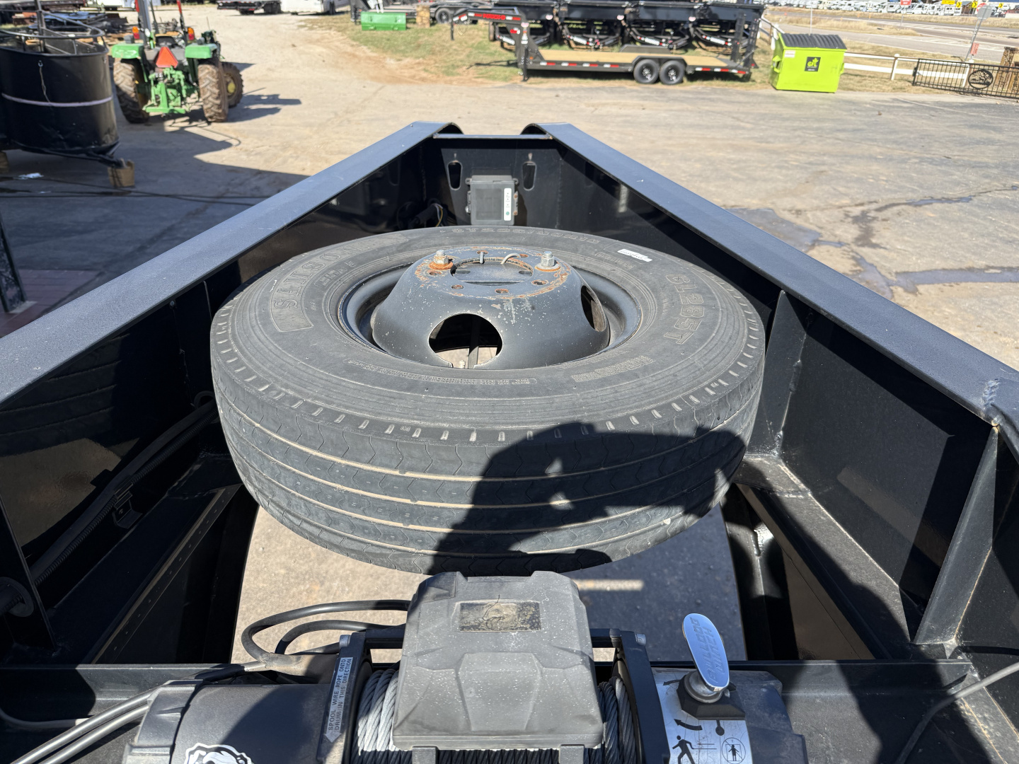 Used 2020 Diamond C 102"x40' Engineered Beam FMAX212 w/ Max Ramps