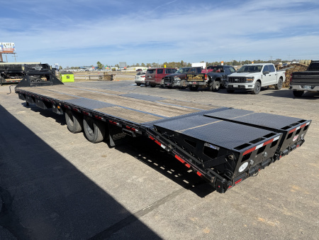 Used 2020 Diamond C 102"x40' Engineered Beam FMAX212 w/ Max Ramps