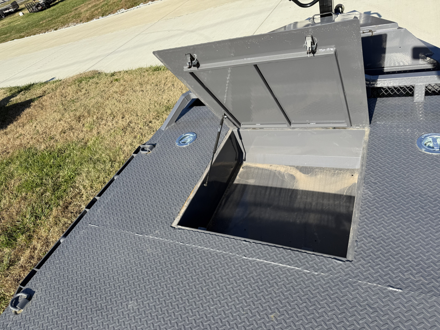 New 2026 RawMaxx 16K G7X 83X22 GRAVITY TILT Equipment Trailer