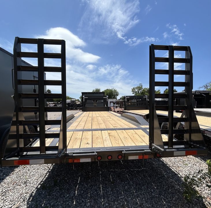 New 2026 Coffee Creek MFG 102"X26' Tandem Axles Equipment Trailer- GOOSENECK