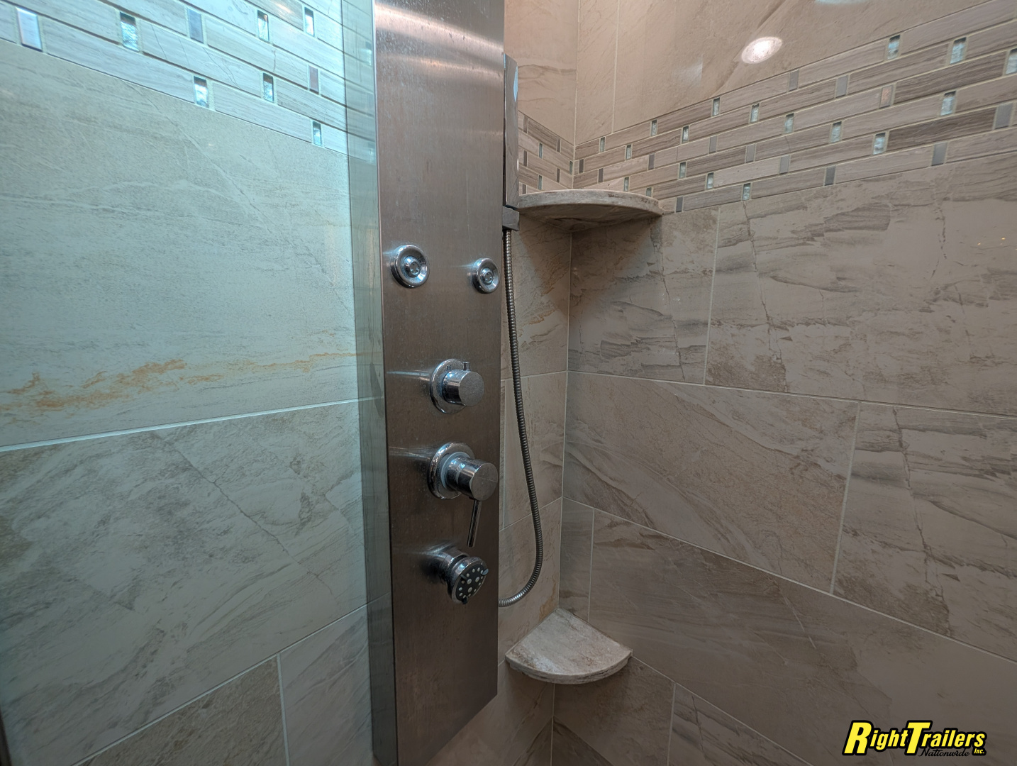 Used 2018 Renegade RV 45ft iKon Class C Motorhome - Deluxe Interior