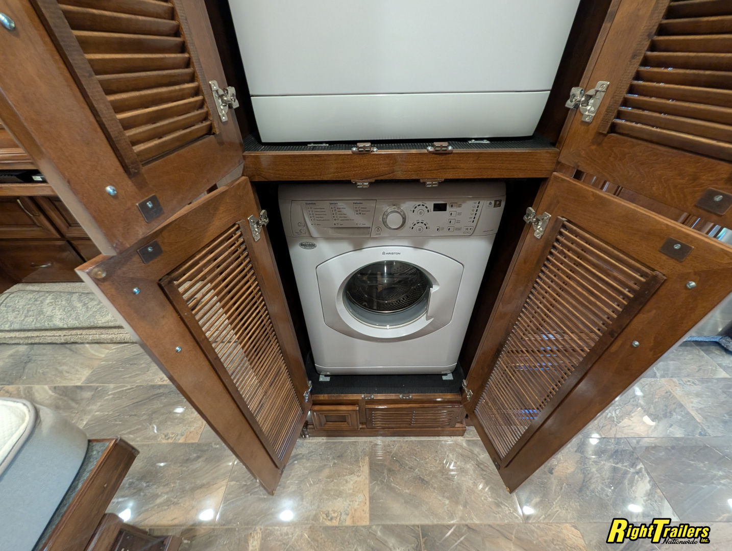 Used 2018 Renegade RV 45ft iKon Class C Motorhome - Deluxe Interior