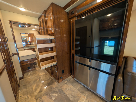 Used 2018 Renegade RV 45ft iKon Class C Motorhome - Deluxe Interior