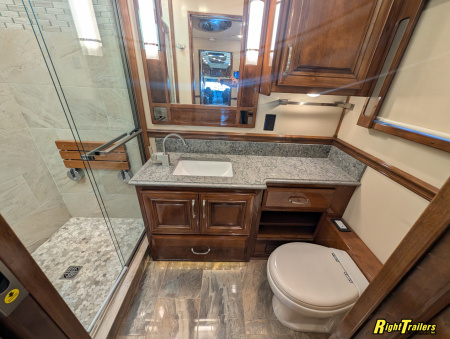 Used 2018 Renegade RV 45ft iKon Class C Motorhome - Deluxe Interior