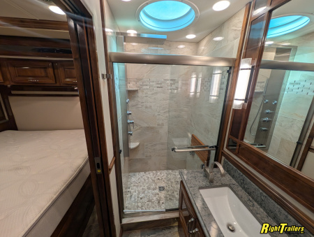 Used 2018 Renegade RV 45ft iKon Class C Motorhome - Deluxe Interior