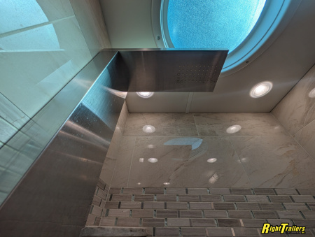 Used 2018 Renegade RV 45ft iKon Class C Motorhome - Deluxe Interior