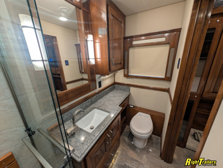 Used 2018 Renegade RV 45ft iKon Class C Motorhome - Deluxe Interior