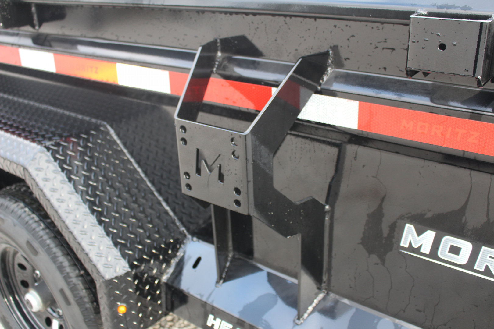 New 2026 Moritz 6' 2" x 10' Heavy Commercial DLH Series Dump Trailer - 9950# GVW