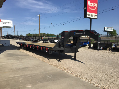 New 2026 Diamond C 102"x40' Engineered Beam FMAX212 w/ Hyd. Dovetail Pacesetter Edition