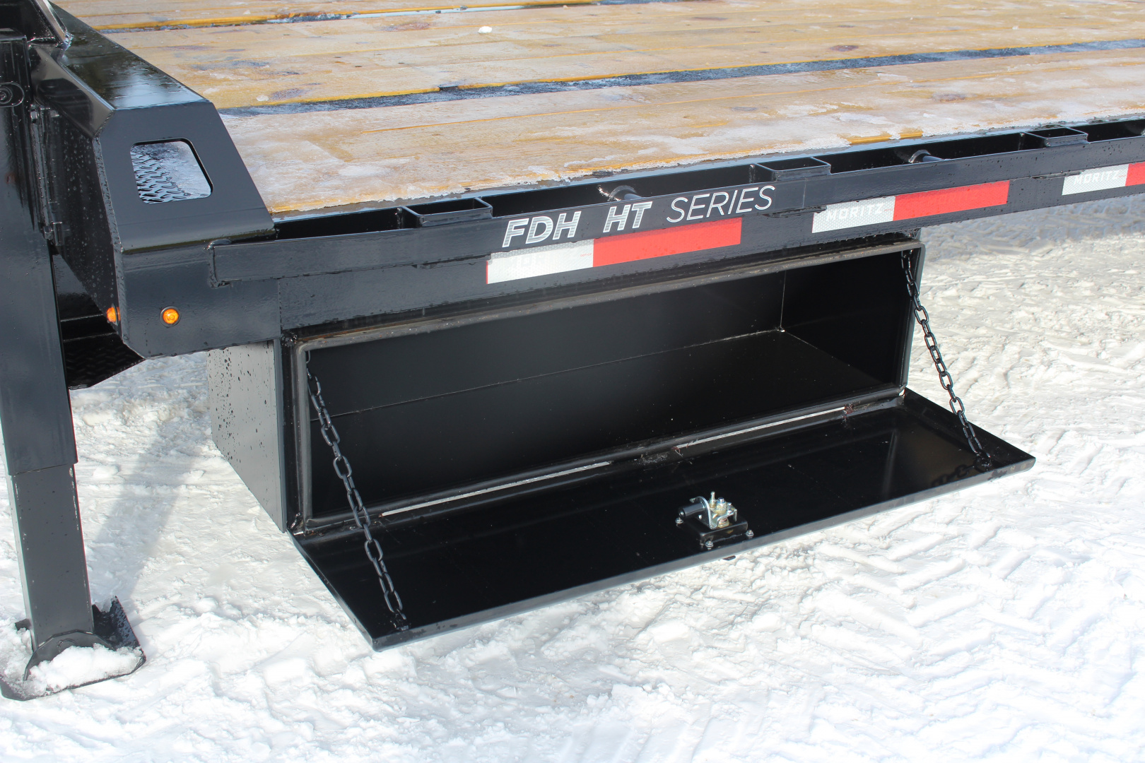 New 2026 Moritz FDGH Hydraulic Tail 34' GOOSENECK Deckover Flatbed Trailer- 25900# GVW