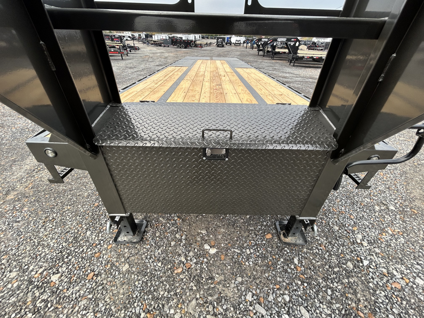 New 2026 MAXX-D 102"X28' 25.9K Gooseneck Flatbed Trailer