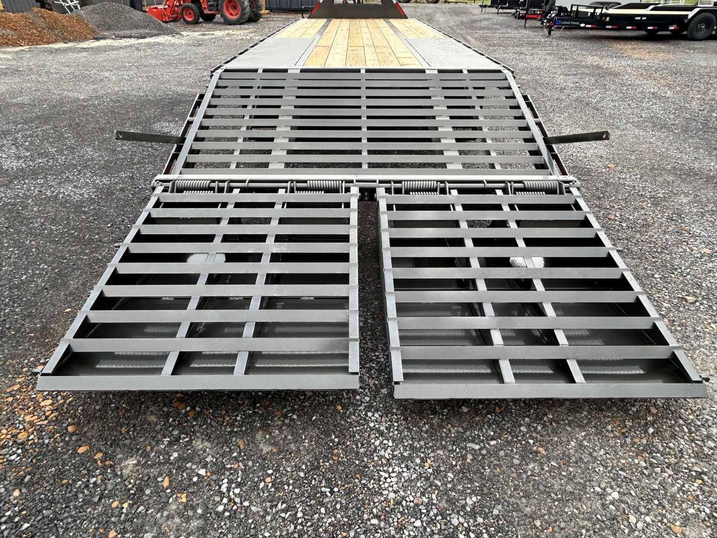 New 2026 MAXX-D 102"X28' 25.9K Gooseneck Flatbed Trailer