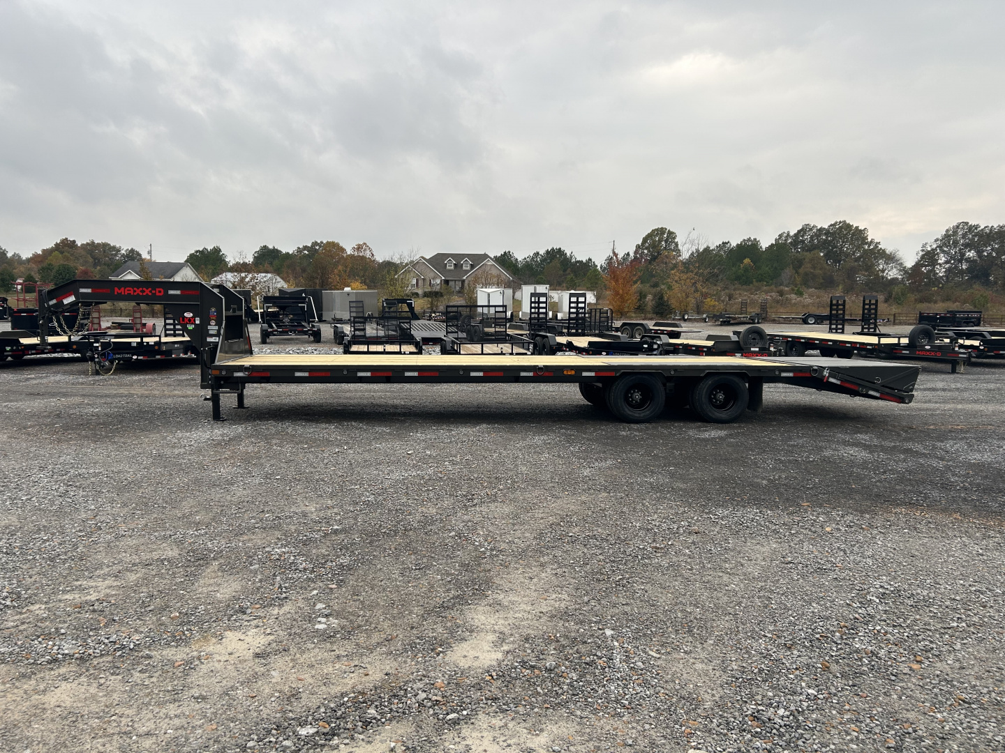 New 2026 MAXX-D 102"X32' 25.9K Gooseneck Flatbed Trailer