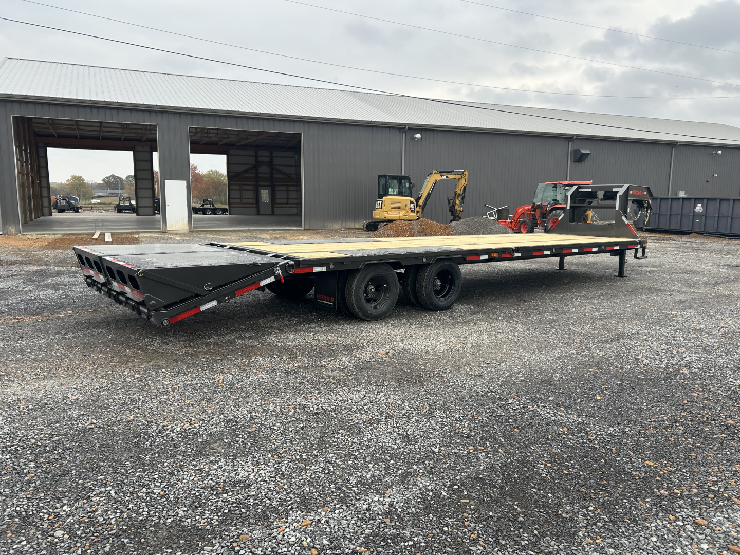 New 2026 MAXX-D 102"X32' 25.9K Gooseneck Flatbed Trailer
