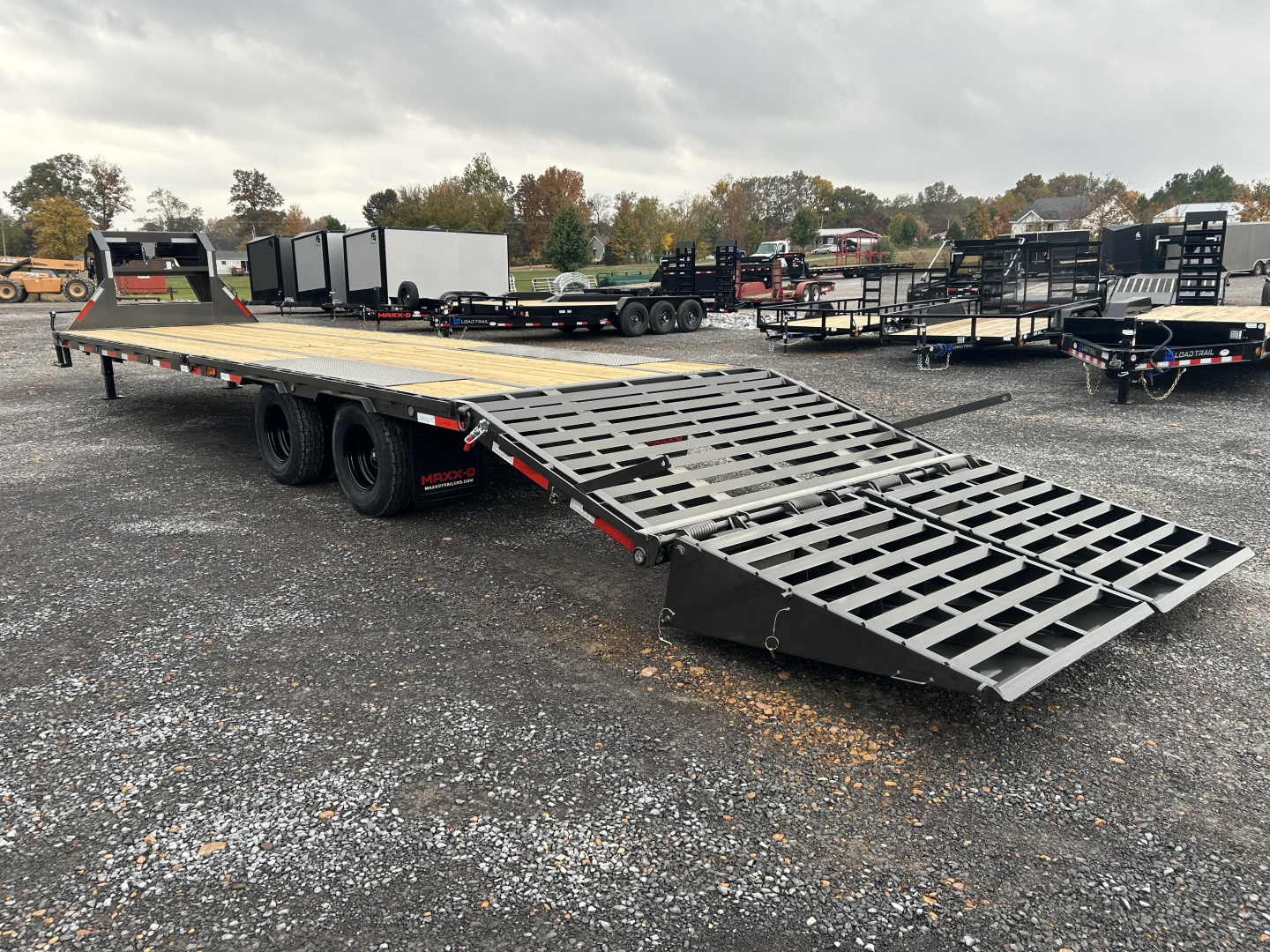 New 2026 MAXX-D 102"X32' 25.9K Gooseneck Flatbed Trailer