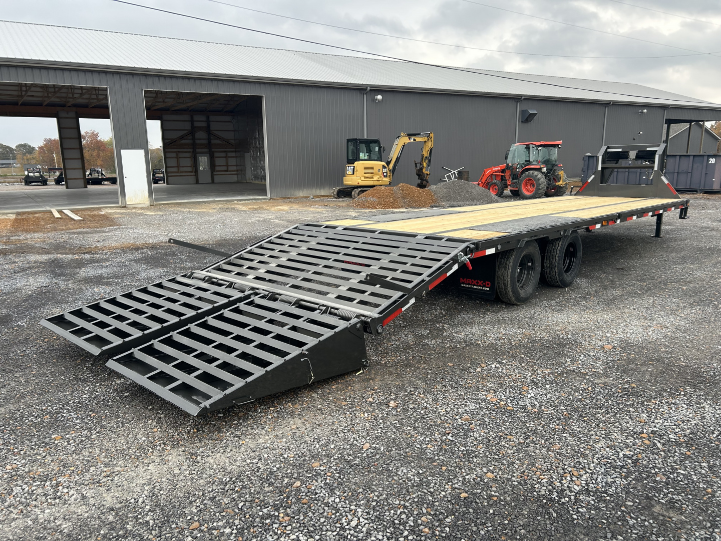 New 2026 MAXX-D 102"X32' 25.9K Gooseneck Flatbed Trailer