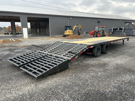 New 2026 MAXX-D 102"X32' 25.9K Gooseneck Flatbed Trailer