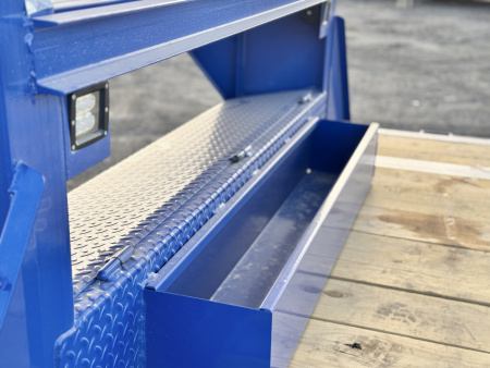 New 2026 Load Trail BLACK FRIDAY 8.5-30 Single Wheel Gooseneck Equipment Hauler 16K GVWR