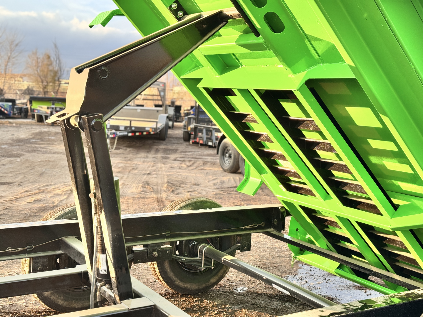 New 2026 Load Trail 7-14 Dump 7K Axles