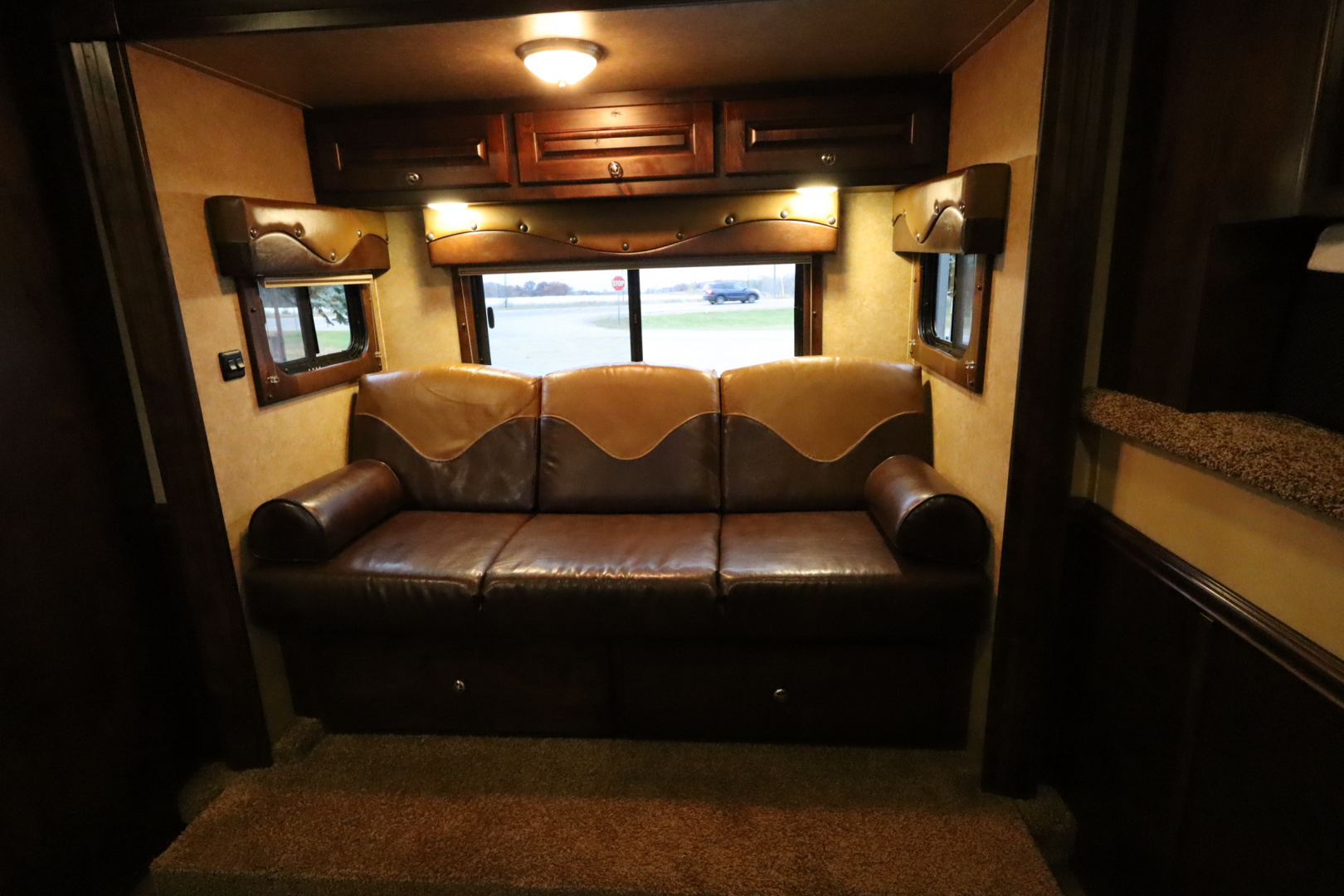 Used 2015 Merhow Trailers 3 Horse LQ W/Slide-out Horse Trailer