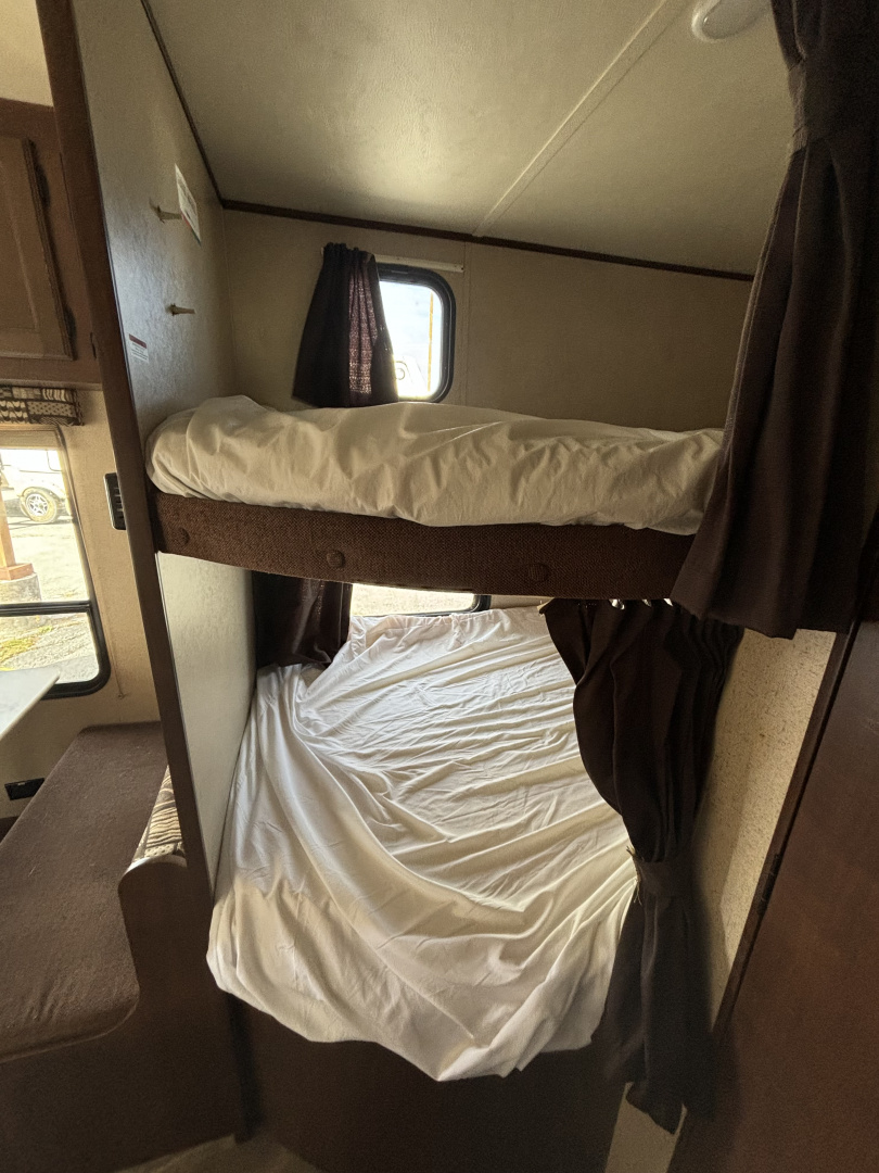 Used 2015 Jayco Jayflight Travel Trailer