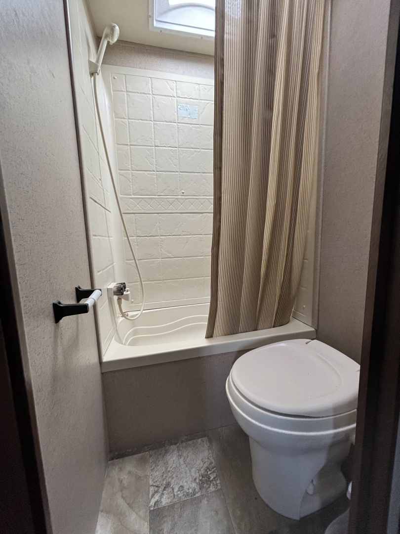 Used 2015 Jayco Jayflight Travel Trailer