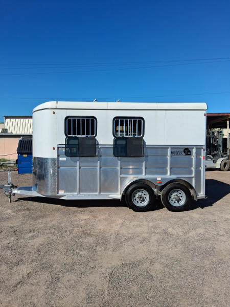 New 2024 MAVERICK TRAILERS MAV LITE DELUXE 2H BP WB SZ Horse Trailer