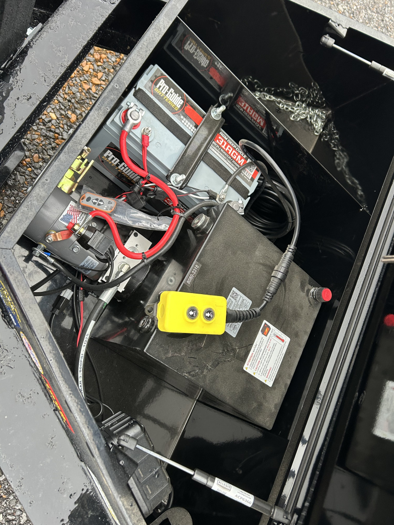 New 2026 MAXXD Dump Trailer | 83" x 16' | 17.5K GVWR