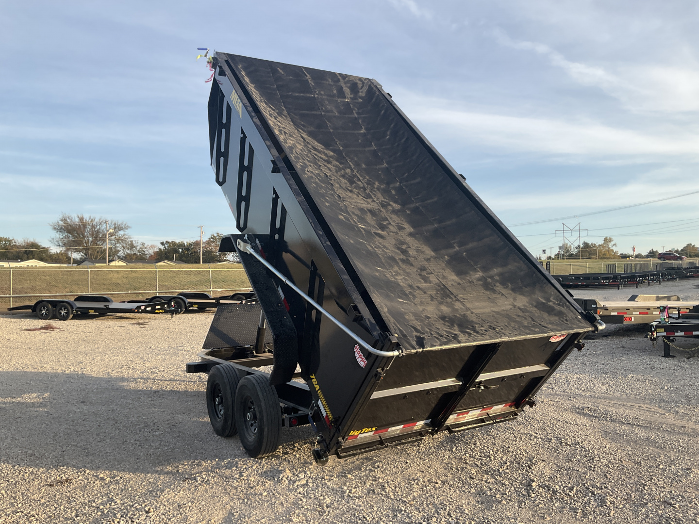 New 2026 Big Tex 83″ x 14′ Bumper Pull Tandem Axle Low Profile Telescopic Dump w/ 48″ Sides – TD X-Series Package