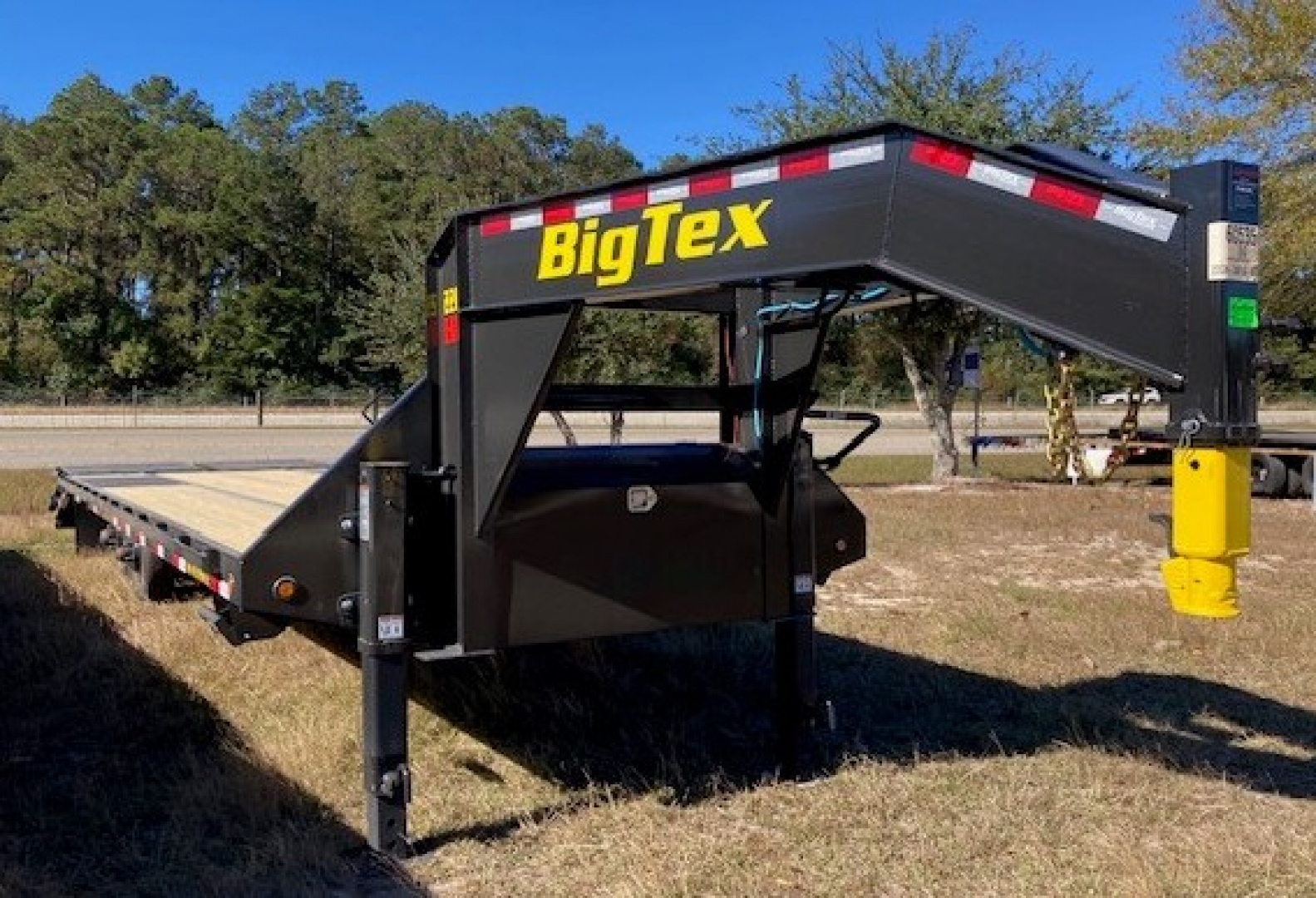 New 2026 Big Tex Trailers 8.5x25+5 22GN Equipment Trailer